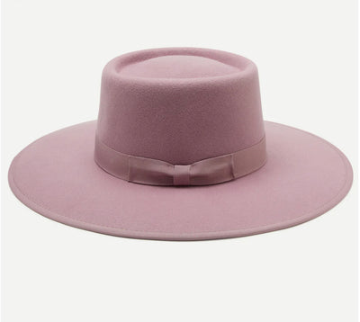 WYETH | YSENIA IN LILAC